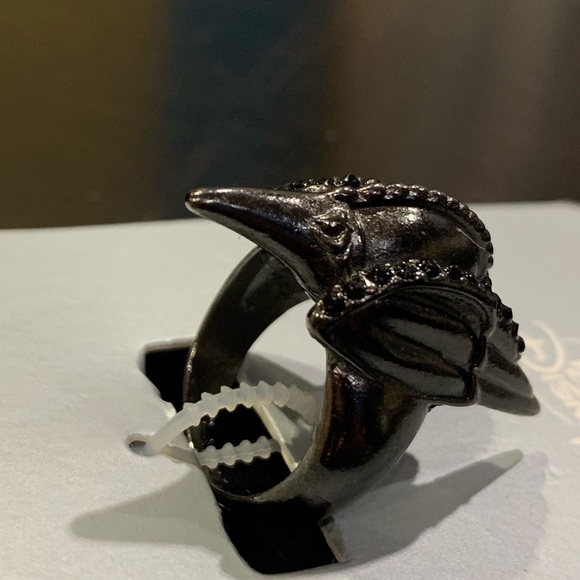 DISNEY MALEFICENT DIAVAL RING - Picture 8 of 8